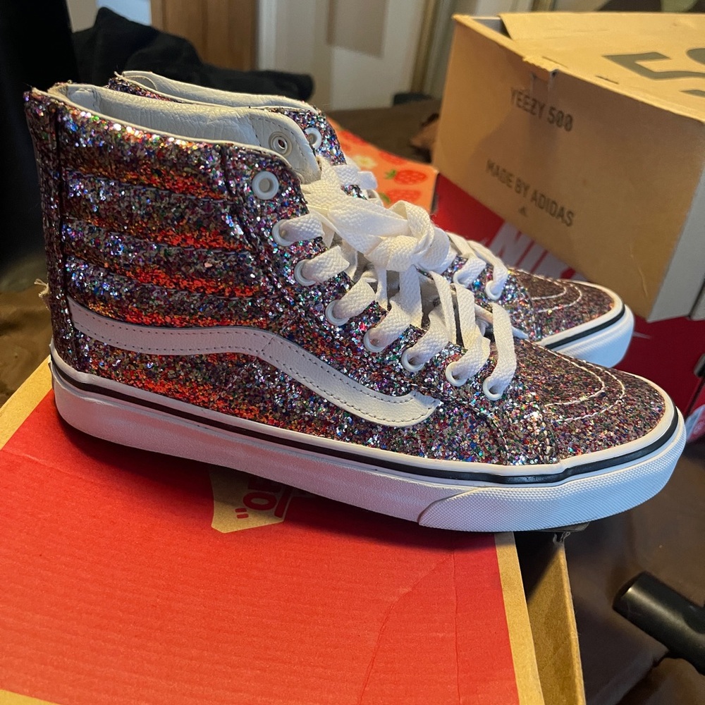 Glitter vans